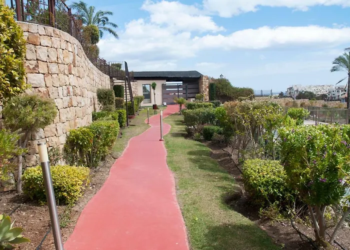 Apartamento De Lujo En * Estepona