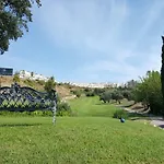 Apartamento De Lujo En Estepona