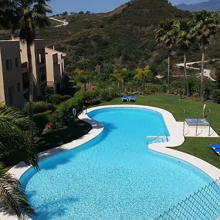 Apartamento De Lujo En * Estepona